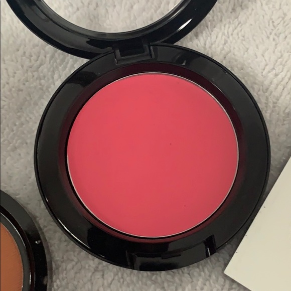 Blush Set Bundle - Picture 3 of 7